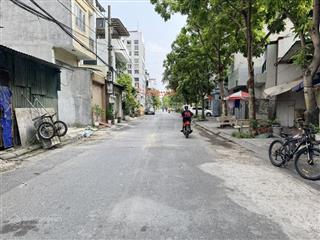 Cần bán 61m2 đất thổ cư ngõ 255 thanh am. gần hồ và đường 40m đoàn khuê  nam đuống