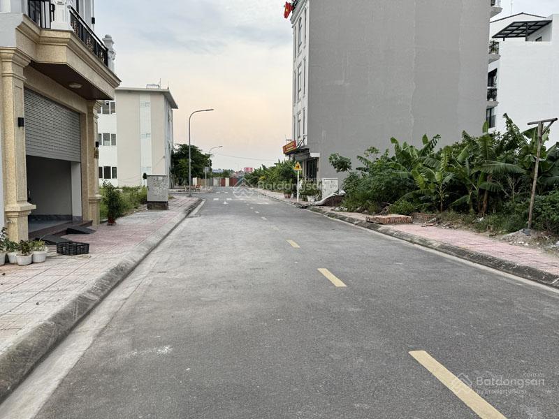 Bán đất đấu giá cự khối long biên 65,9m2  khu tt9 nổi bật, đất vuông mặt tiền 5m