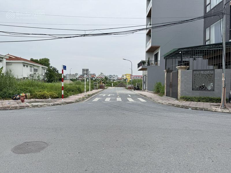 Bán đất đấu giá cự khối 74,6m2 nằm sát hồ điều hòa  kết nối cầu thanh trì, aeon mall long biên.