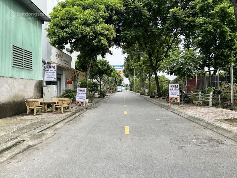 Bán đất đấu giá việt hưng long biên 75m2  đường 13m gần trường đoàn khuê  chợ kim quan