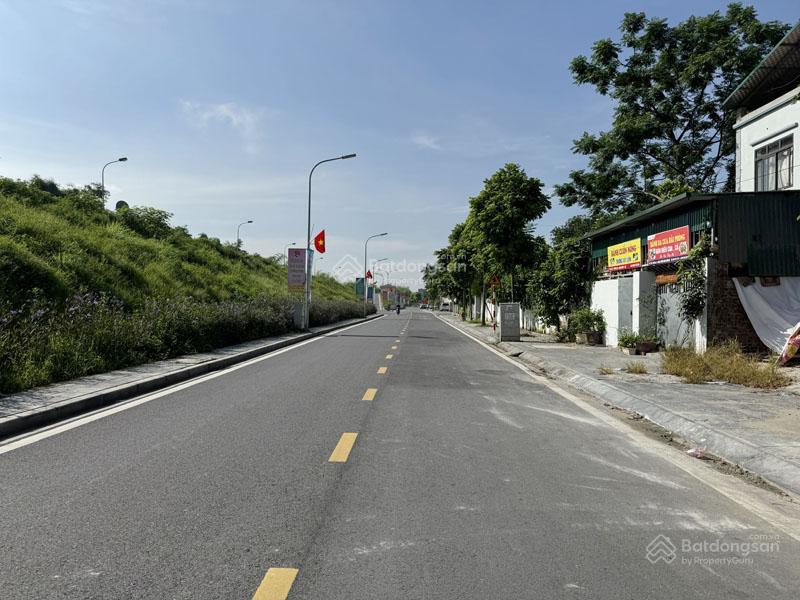 Bán đất đê vàng phúc lợi 80,5m2 view sông đường ô tô tránh làm văn phòng, view sông đuống