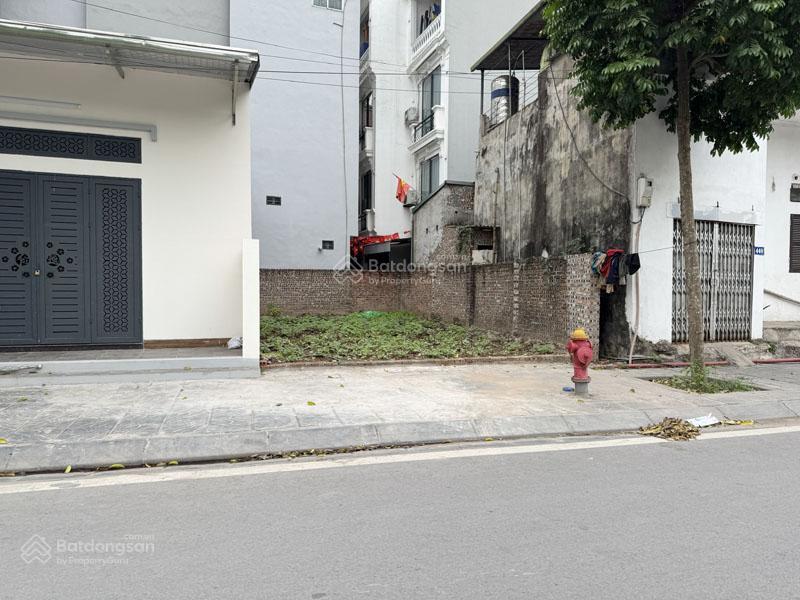 Bán đất đê vàng phúc lợi 80,5m2 view sông đường ô tô tránh làm văn phòng, view sông đuống