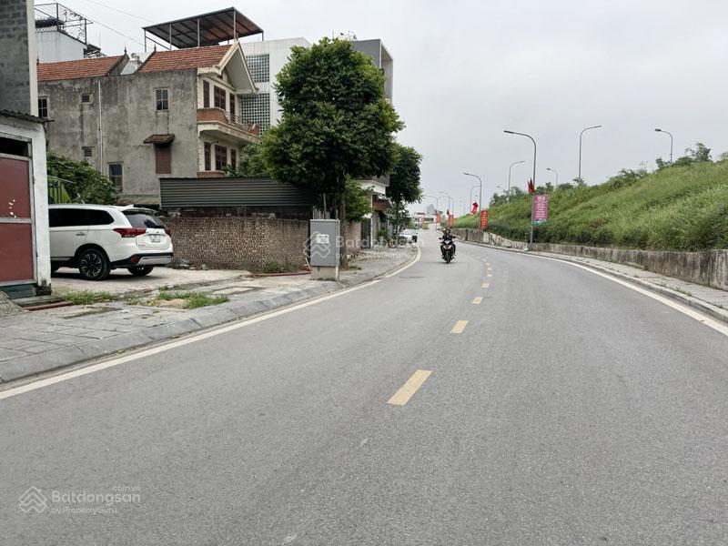 Bán đất đê vàng phúc lợi 80,5m2 view sông đường ô tô tránh làm văn phòng, view sông đuống