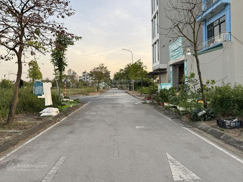 Bán đất tđc kim sơn gia lâm 80m2, mặt tiền 7,1m, đường 11m, giá siêu tốt
