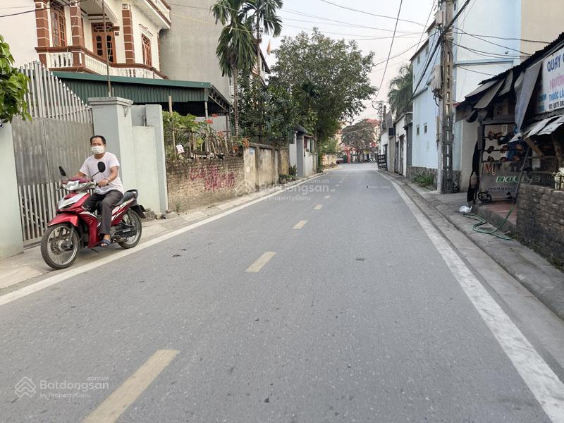 Đất mặt đường ngọc động kinh doanh khủng  187,3m2 gần cầu  cách vinhomes gia lâm đúng 200m