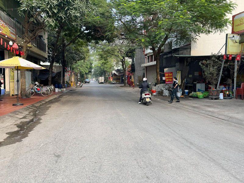 Cần bán 77,2m2 đất mặt phố Kim Quan Thượng. Cạnh KĐT Vinhomes và KĐT Việt Hưng