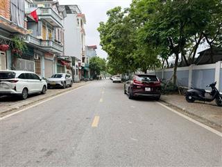 Bán đất mặt ngõ 195 Phúc Lợi: DT 116,3m2, MT 5,5m, đường 15m đối diện trường học