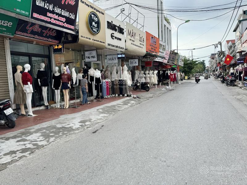 Bán đất tặng nhà c4 mặt phố chợ ninh hiệp 80m2  trung tâm buôn bán sầm uất nhất