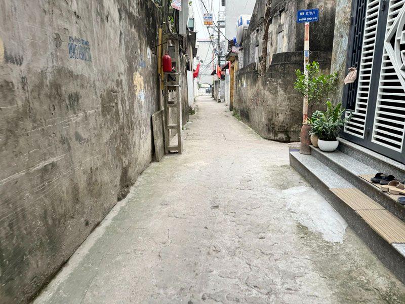 Bán đất Phúc Lợi Long Biên 61,5m2 nở hậu, cách đường ô tô tránh 20m, sổ đỏ chính chủ