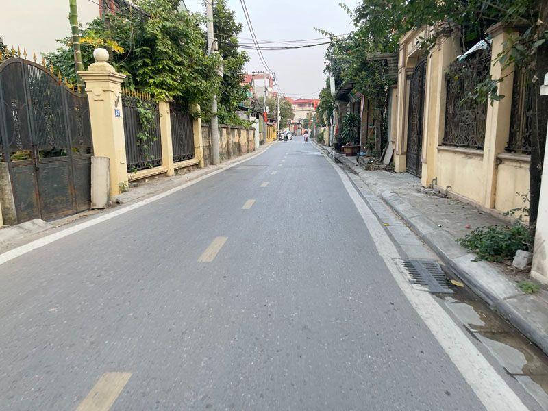Bán đất mặt đường Ngọc Động 62,9m2, mặt tiền 4,1m, kinh doanh tốt, sát Vinhomes Ocean Park