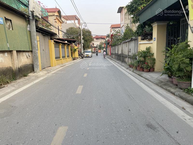 Bán đất mặt đường ngọc động 62,9m2, mặt tiền 4,1m, kinh doanh tốt, sát vinhomes ocean park