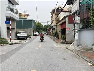 Bán 90,2m2 đất mặt phố kẻ tạnh  vị trí đẹp làm văn phòng, kinh doanh hay trung tâm dạy học