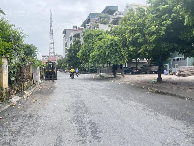 Cần bán lô đất đầu phố ngô gia tự 49,3m2 đường 15m ô tô tránh, vỉa hè rộng, view thoáng