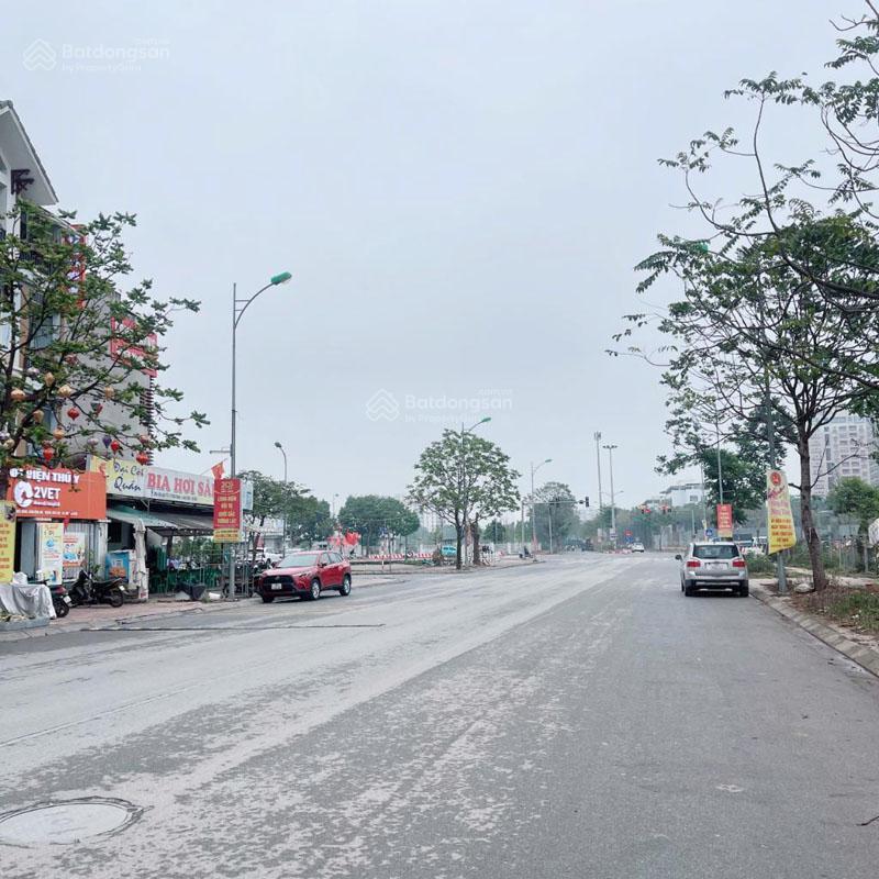 Đón sóng cầu trần hưng đạo bán 90,6m2 nhà 4 tầng đối diện công viên lệ mật, đường 25m chợ kim quan