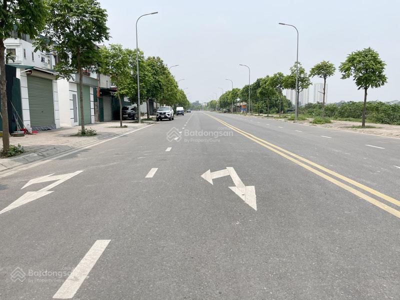 Bán 120,1m2 đất cự khối 2 mặt tiền trước sau (đường 25m  13m) vị trí đẹp xây tòa vp / showroom