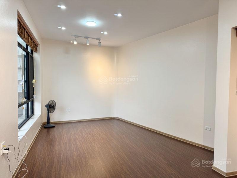 Chủ siêu thiện trí  nhà đẹp căn góc 137,5m2 ngõ 999 bát khối, sân rộng 2 ô tô 7 chỗ, nở hậu