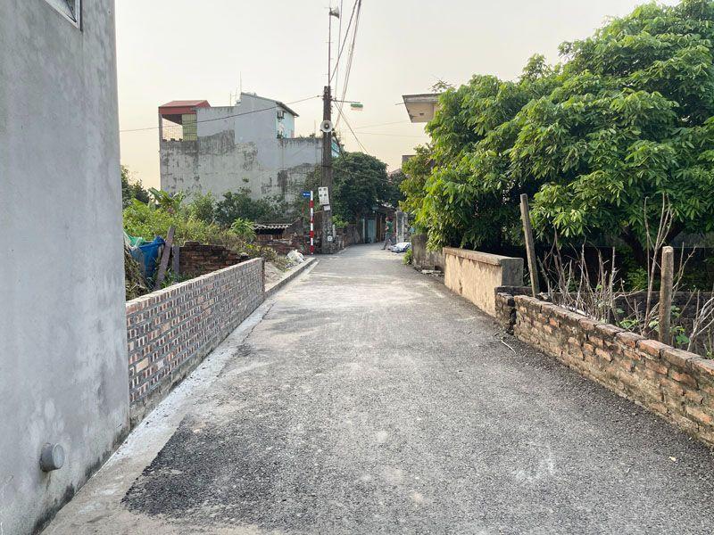 Cần bán 39m đất xóm 8 Đông Dư - Bát Tràng. Đường ô tô moning chạy tới, cách 50m ra đường ô tô tránh