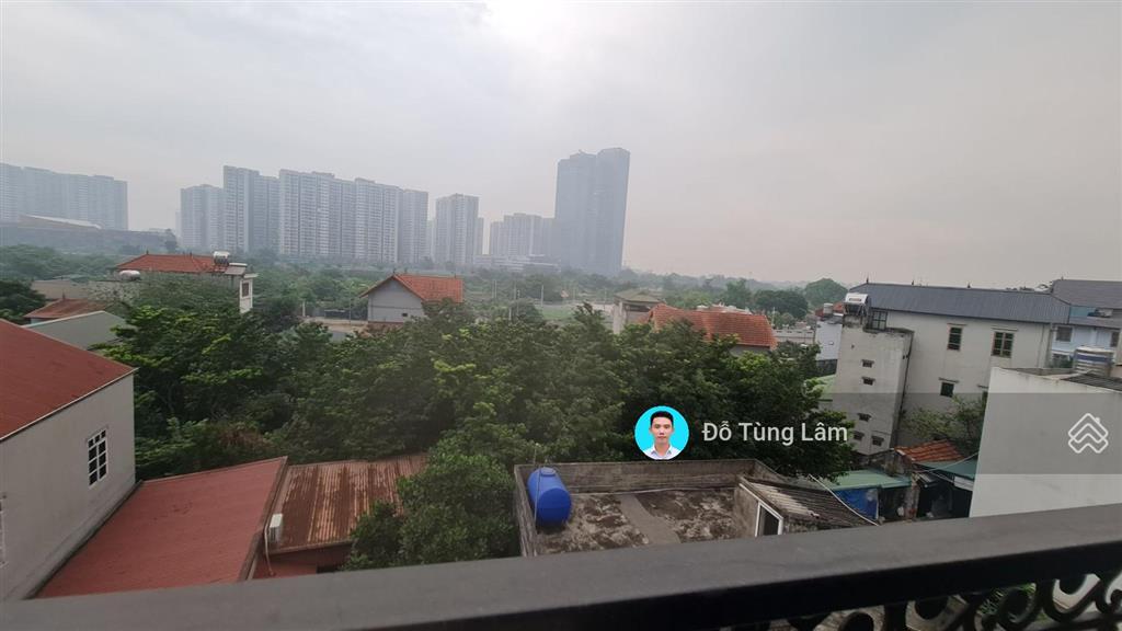 Cần tiền bán gấp căn góc 63,3m2 nhà 5 tầng, thang máy, mặt đường thôn lê xá. đường 5m, ô tô vào nhà