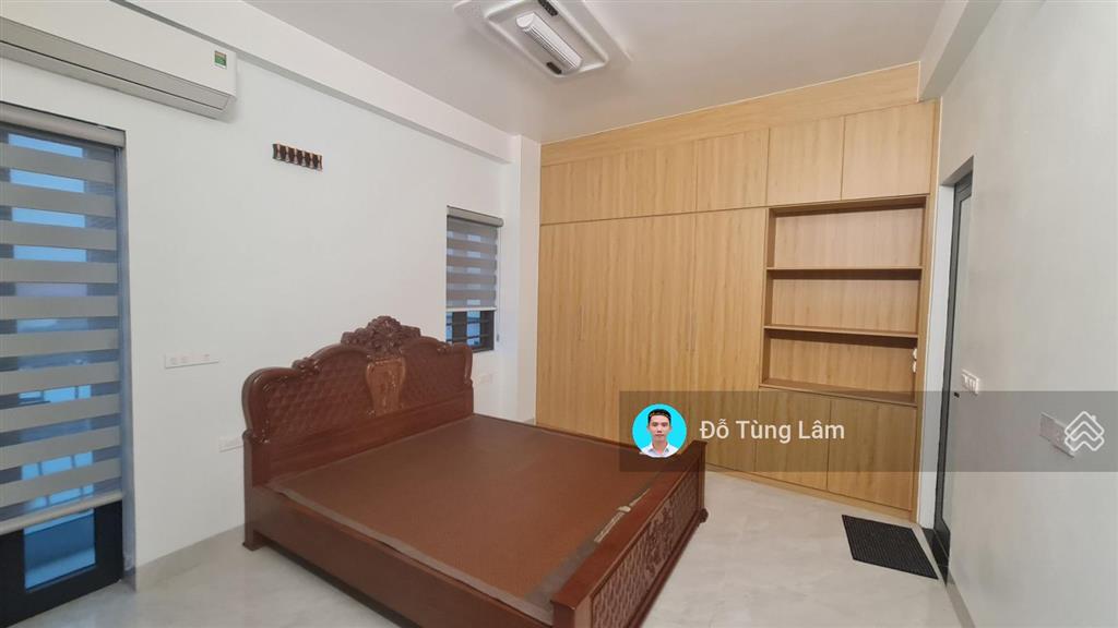 Cần tiền bán gấp căn góc 63,3m2 nhà 5 tầng, thang máy, mặt đường thôn lê xá. đường 5m, ô tô vào nhà