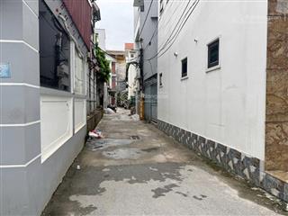 Lô góc đức giang việt hưng 54m2 ô tô 16 chỗ vào đất, cách 20m ra đường thông ô tô
