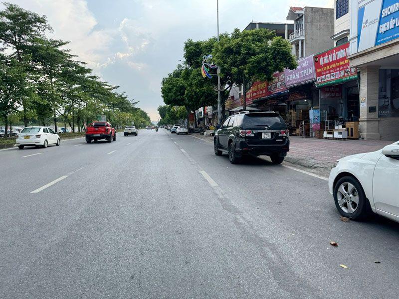 HOT: 139m2 Nhà C4 Siêu Phẩm Mặt Phố Ngô Gia Tự - Có Ngõ Sau 2M Thoáng Đẹp - Đón Cầu Mới.
