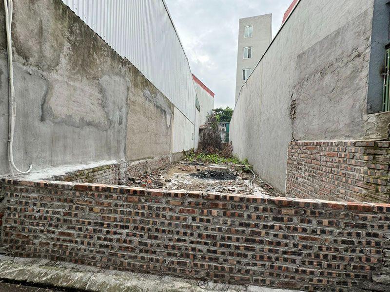 Cần bán 55,3m2 đất ngõ 249 Thạch Bàn Long Biên. Sát chợ và trường học các cấp