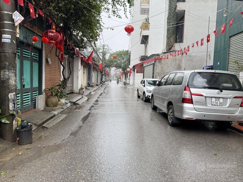 Bán gấp đất nguyễn văn linh 80m2 (sd 92m2)  sát ql5a, vị trí vàng kinh doanh, di chuyển thuận tiện