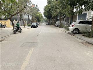 Bán đất tđc thanh am long biên 90m2  mặt tiền 6m, vỉa hè, ô tô tránh, kinh doanh