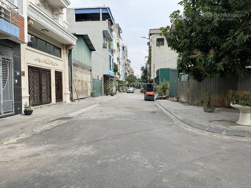 Bán đất tđc thanh am long biên 90m2  mặt tiền 6m, vỉa hè, ô tô tránh, kinh doanh