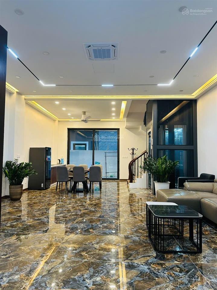 Cho thuê nhanh liền kề vin 2, full đồ, thang máy đẹp.