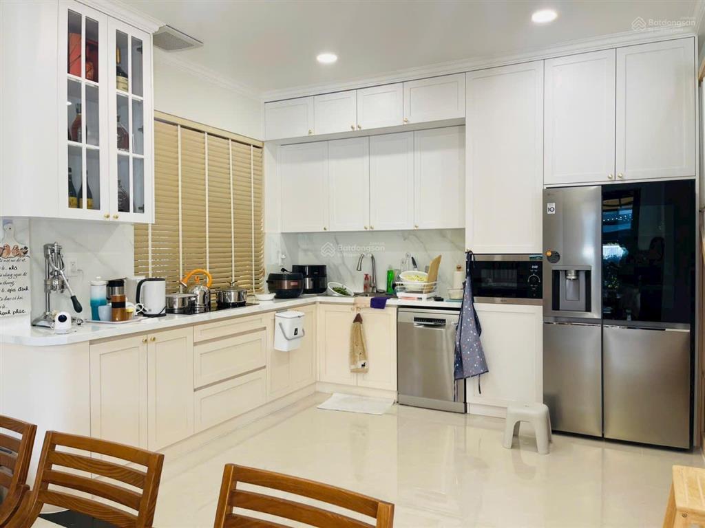 Bán biệt thự song lập góc đã hoàn thiện đẹp 172m2 waterpoint