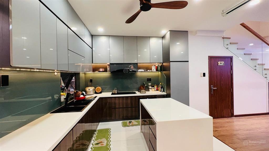 Nhà phố đảo 5x20m có nội thất mizuki park giá 13tỷ