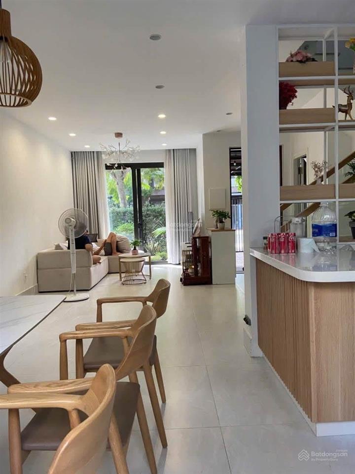 Nhà phố đẹp cho thuê tại waterpoint 12 triệu