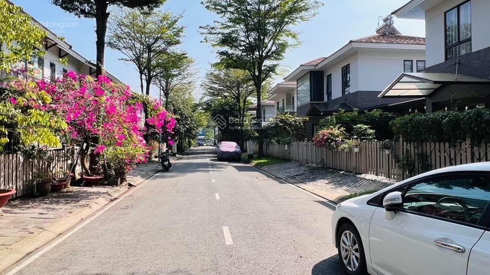 Biệt thự đơn lập lô góc 2 mặt tiền tại khu dân cư camellia garden chuyển nhượng giá tốt