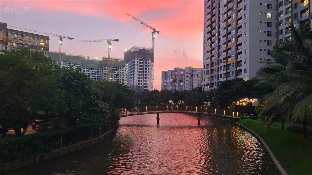 Căn góc 2 phòng ngủ 2 wc 2 mặt view nội khu và sông thoáng mát trellia cove 74m2