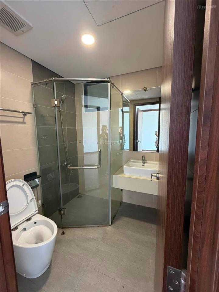 Cần bán căn hộ mp678 view đẹp 78m2
