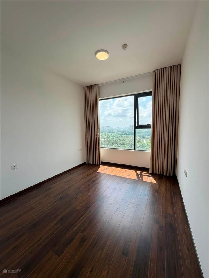 Cần bán căn hộ mp678 view đẹp 78m2