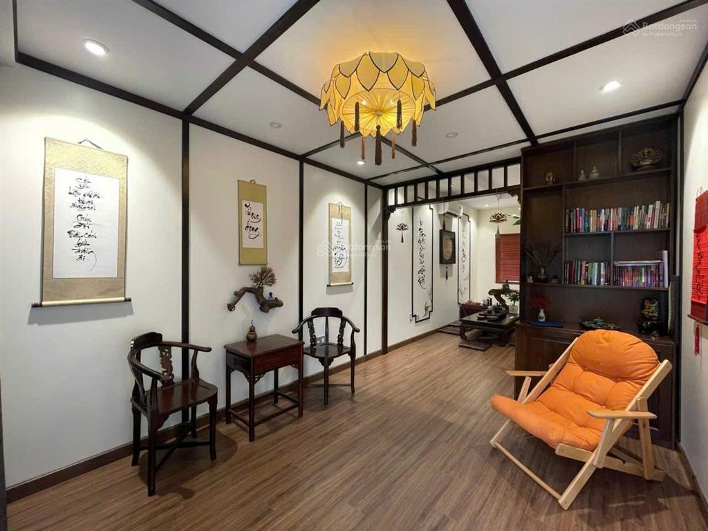 Nhà phố valora islands mizuki park  mời xem căn này