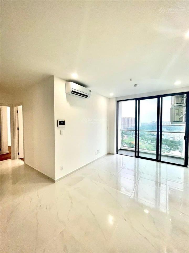 Chính chủ gửi bán căn hộ 2 phòng ngủ, 2 wc căn góc view đẹp giá chỉ 6 tỷ đồng gọi tú cata xem nhà