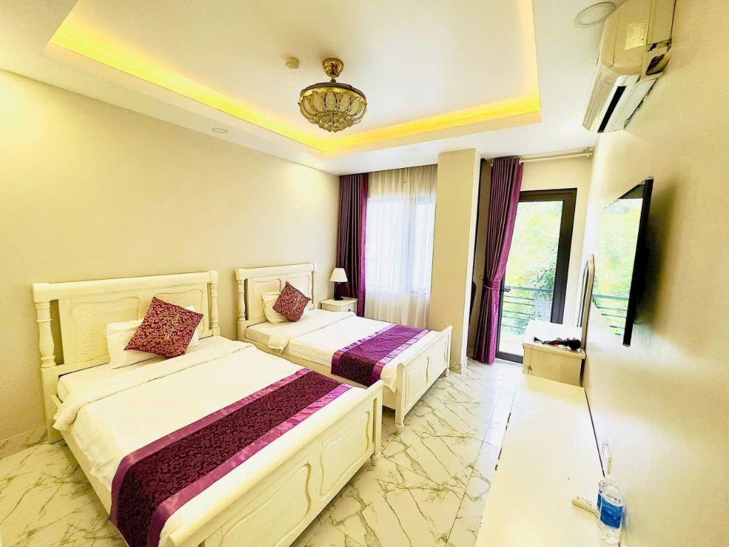 Khách sạn 7 tầng 98 phòng - Trung tâm Cát Bà - Thu nhập 5 Tỷ/năm