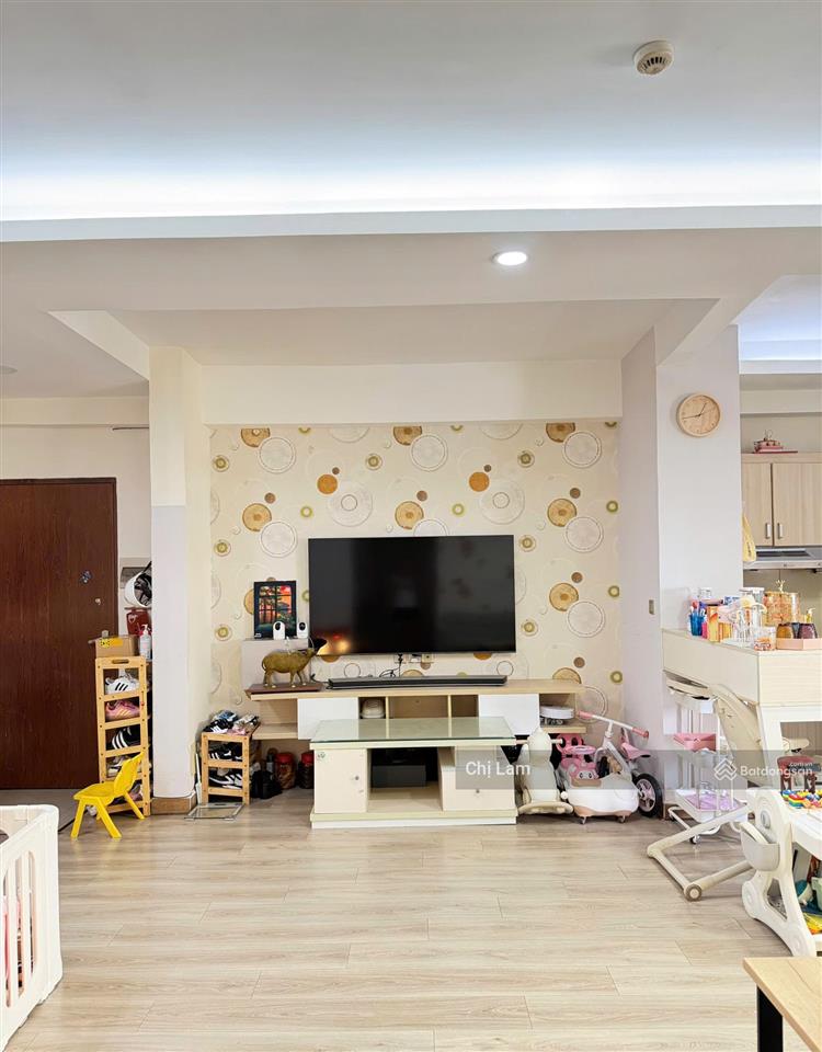 2.75 tỷ sở hữu ngay căn 77m² full nội thất 2pn rộng đẹp tại the era town.  0971 215 ***