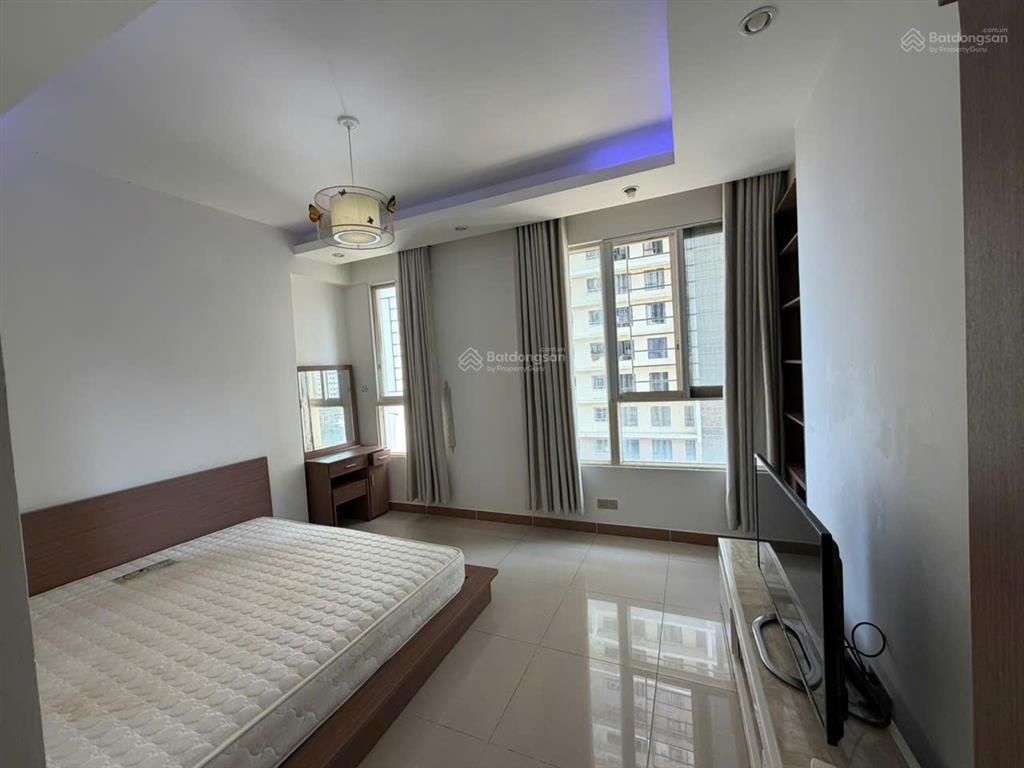 Cho thuê căn hộ 2 phòng ngủ, 85m², giá chỉ 10triệu/tháng tại the era town.