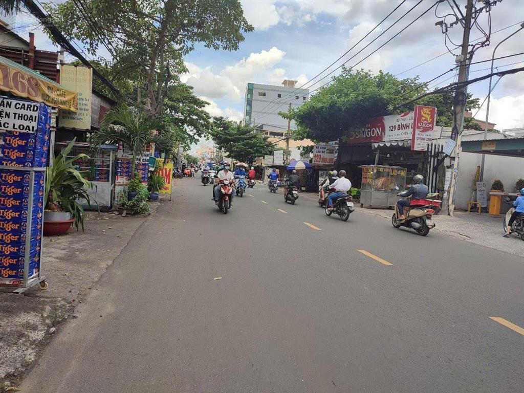 Nhà mặt tiền đường bình long, 4m x 22m, cấp 4, giá 13.5 tỷ