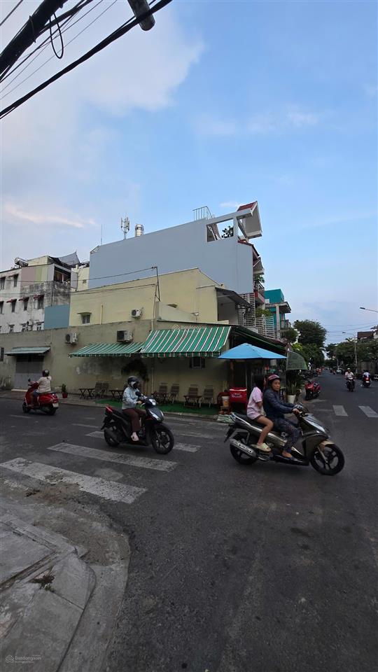 Nhà mt dương khuê, 4x18m đúc 2 lầu kiên cố, đường 13m