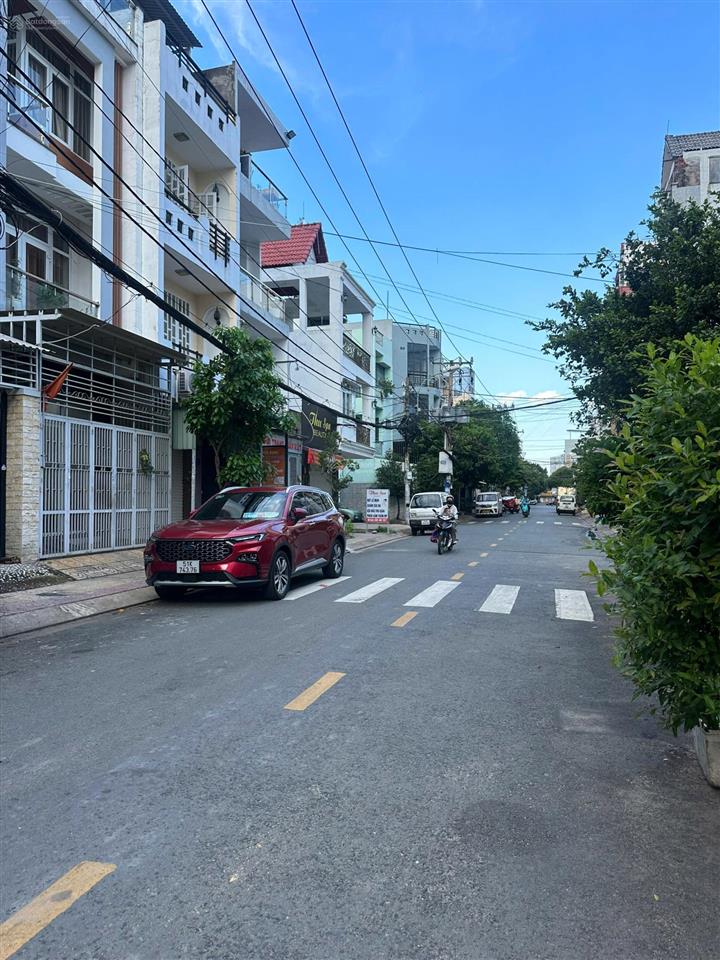 Mt đô đốc long, 4x15 đúc 1 trệt 1 lầu, 10 tỷ