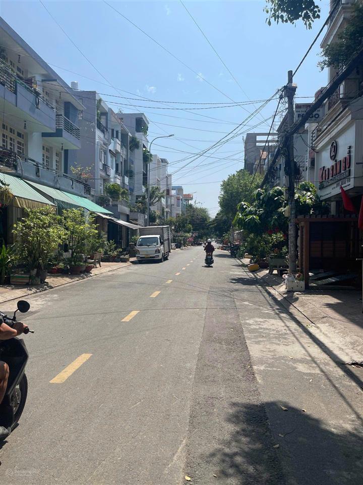 Mt trần thủ độ, 4x18 cấp 4, giá 8,5 tỷ, đường 12m