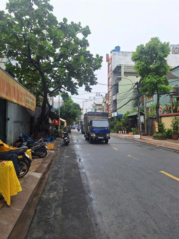 Mt lương trúc đàm, 4,4x18 đúc 1 trệt 1 lầu, giá 10,5 tỷ
