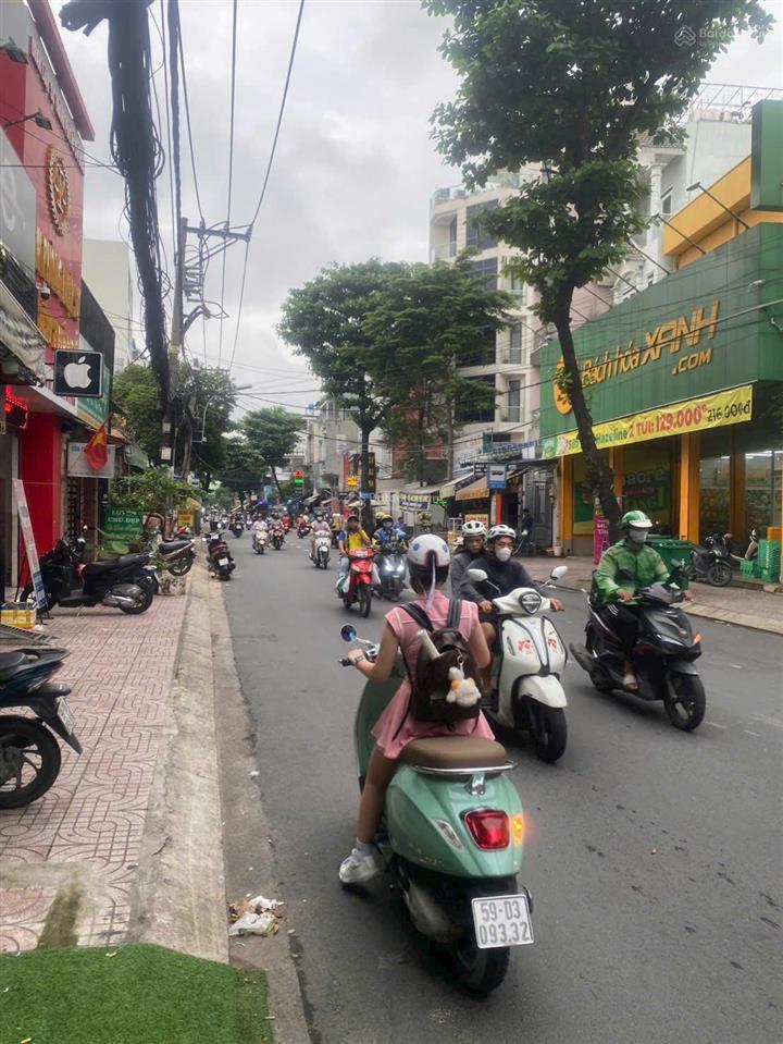 106 cầu xéo, 5,2x17,4 đúc 2 lầu sân thượng