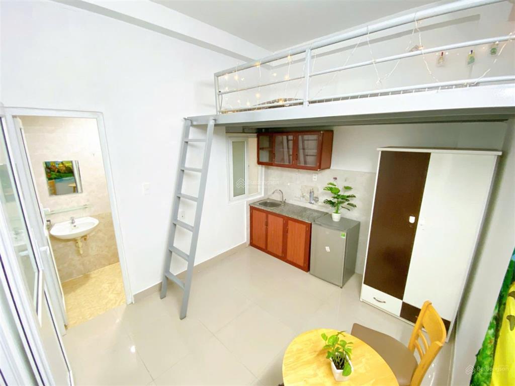 Toà nhà 7 tầng đường phổ quang (5mx24m. nở hậu 6,5m). giá 29 tỷ