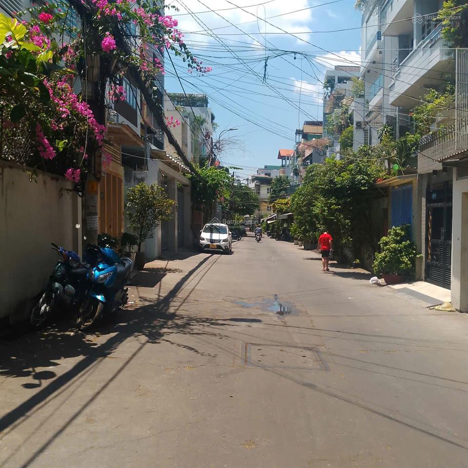 Nhà 4 tầng đường 3 tháng 2 (4,5mx12,5m). giá 12,5 tỷ